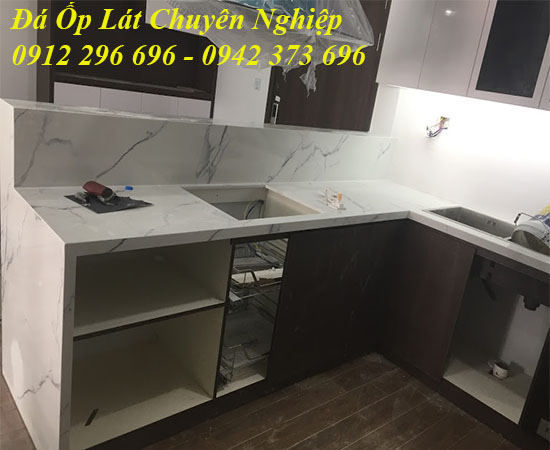 Cách chọn đá ốp tường bếp